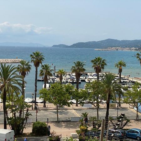 T2 Coquet Le Lavandou Plein Centre Vue Mer Exceptionnelle. Apartamento Exterior foto