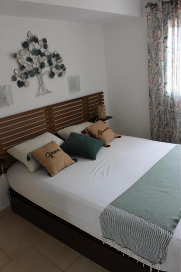 T2 Coquet Le Lavandou Plein Centre Vue Mer Exceptionnelle. Apartamento Exterior foto